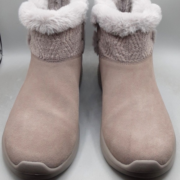 New Skechers On The Go City 2 Cozy Vibe Boots Booties Women's Taupe Faux Fur - Picture 4 of 7